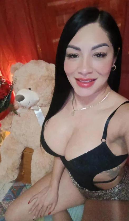 Tatiana, Dayana y Violeta: Una cita, tres para sonreír