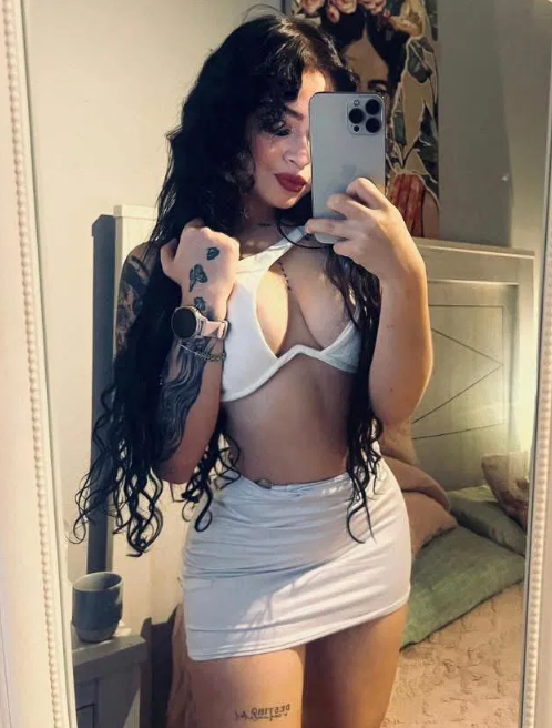 Jovencita, colombiana 19 años recien llegada a Vitoria