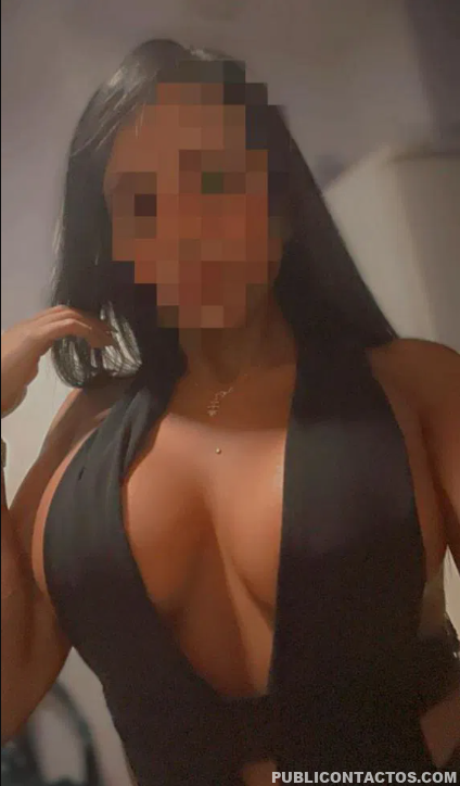 Mia la mujer que a vibrar en un segundo