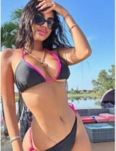 Laura , jovencita en Malaga