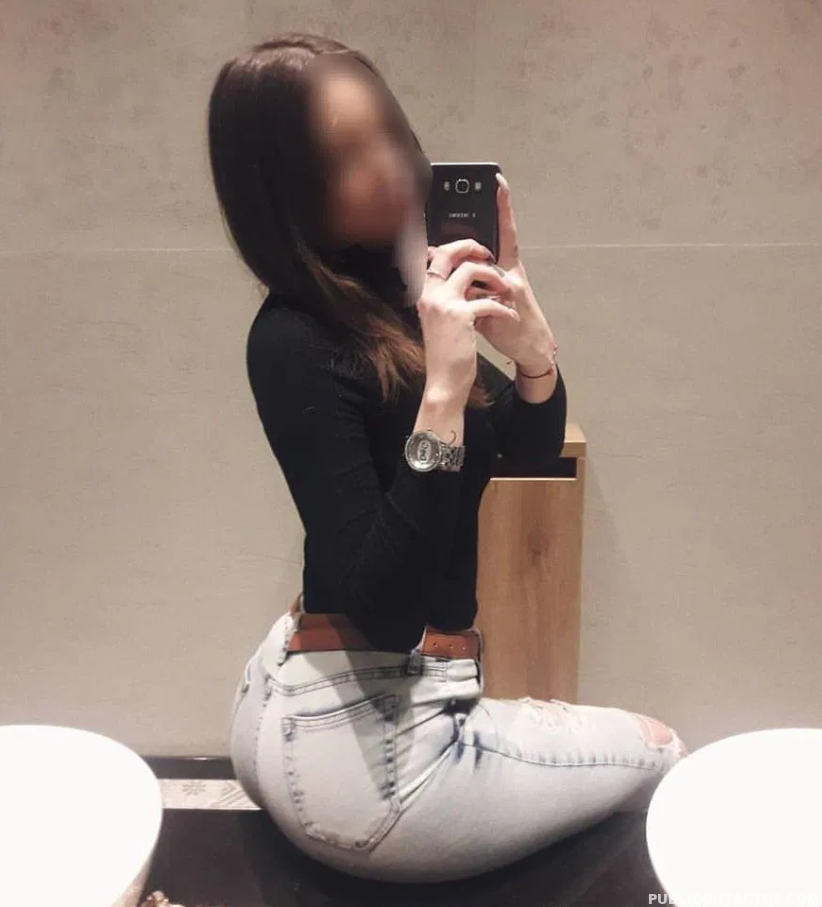 GUAPISIMA DESPLAZAMIENTOS