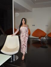 Universitaria de lujo Mía