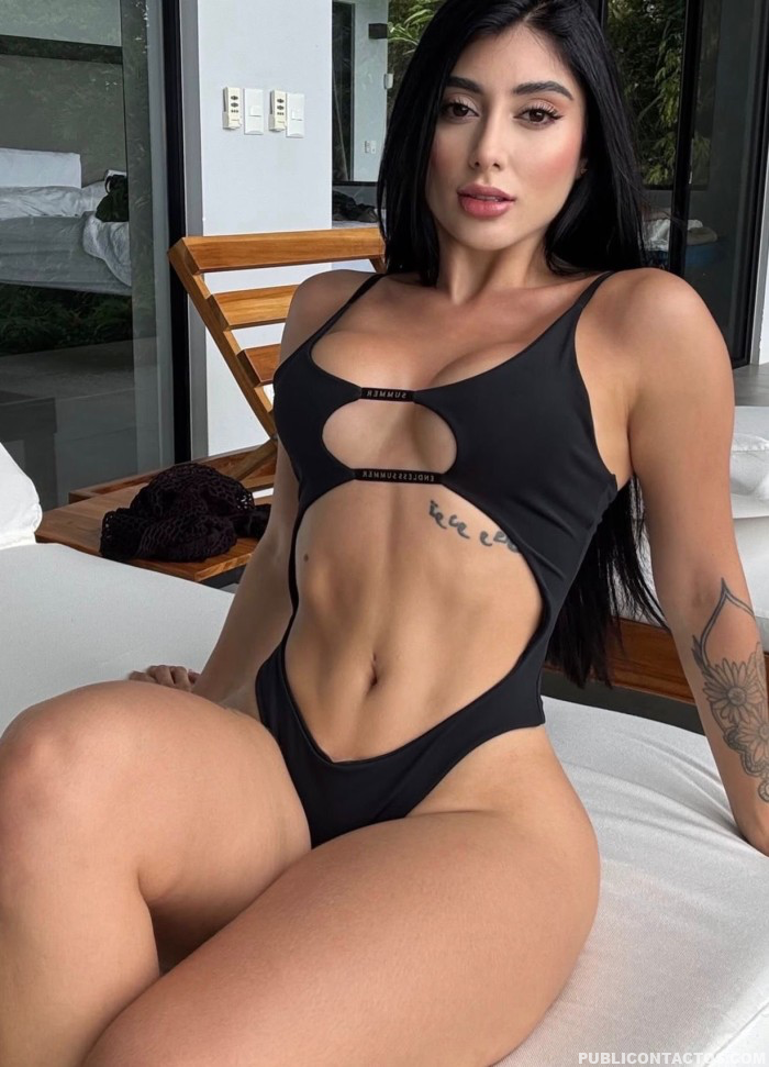 Lara colombiana super clase