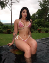 Lara colombiana super clase
