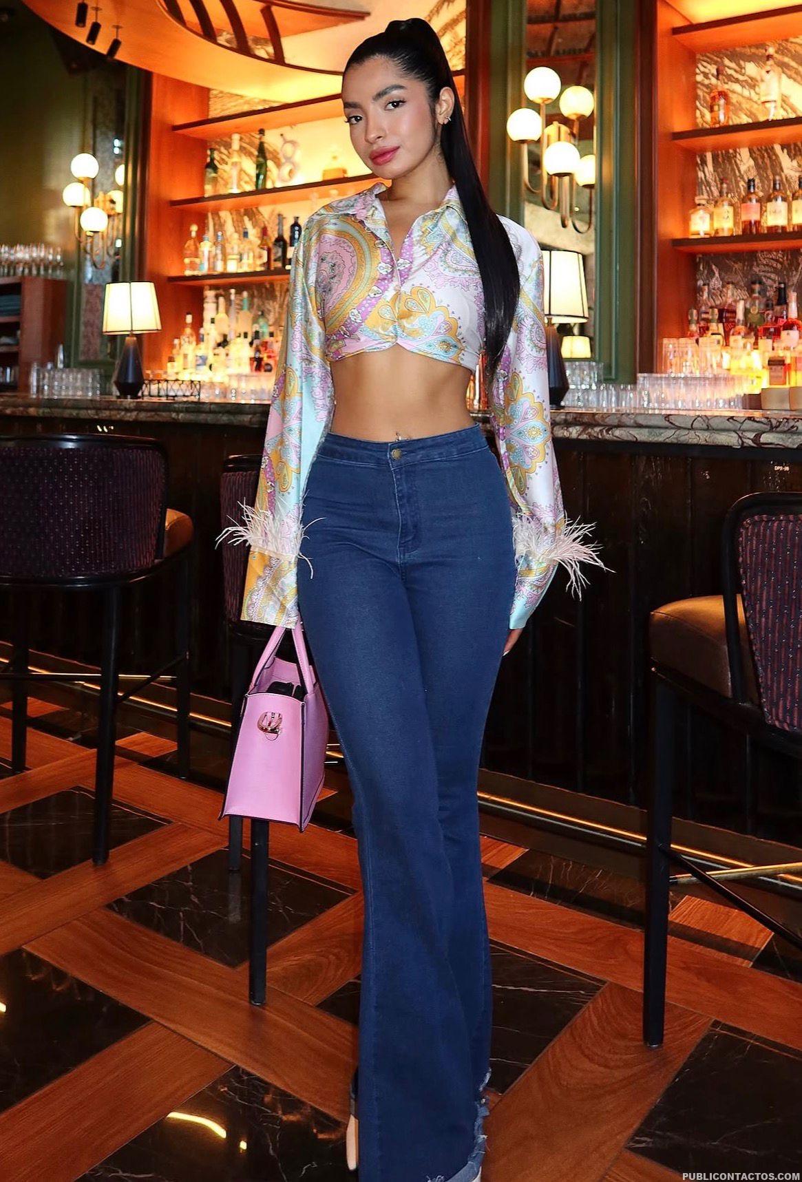 Dulcinea chica vip exclusiva en Bilbao