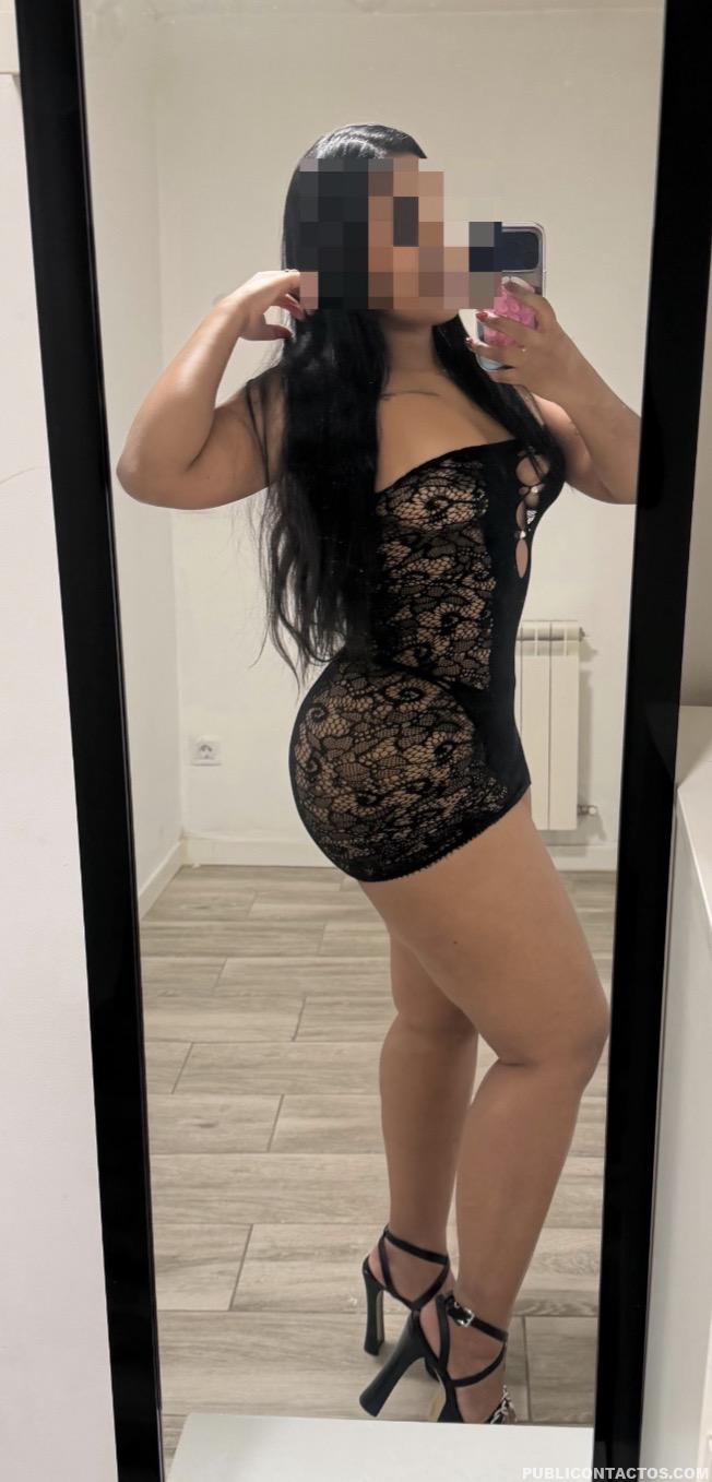 Naomi bonita colombiana muy exótica