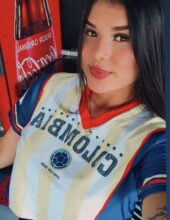 Chica colombiana acompañante jovencita en Bilbao