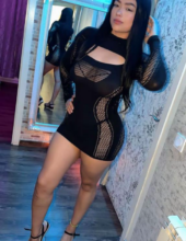 Dahiana chica colombiana simpática, elegante estaré de paso unos días ven y disfruta