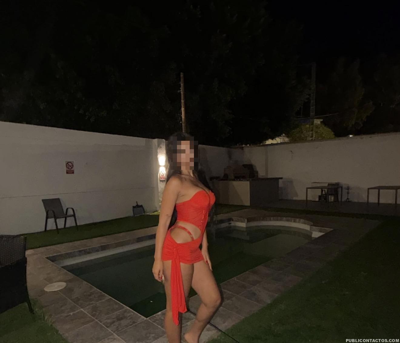 632171835 – Bonita chica cubana jovencita